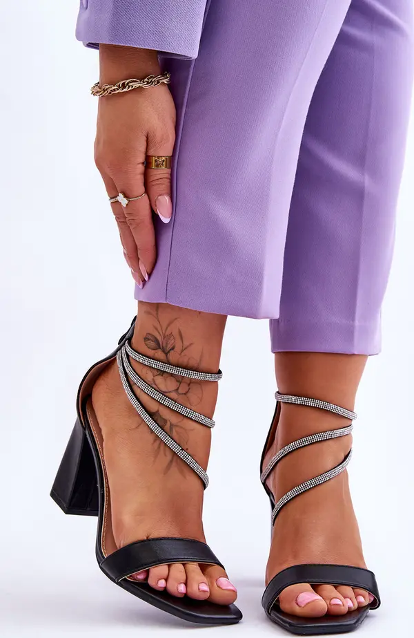 Boto Boto Модни сандали с циркони Black Carma