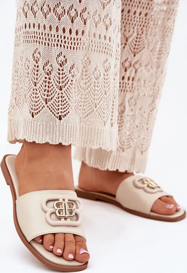 Boto Boto Плоски дамски сандали с декоративен детайл бежови Ненита