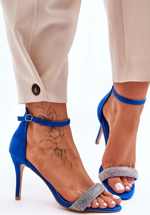 Boto Boto Велурени сандали на висок ток със кристали в синьо