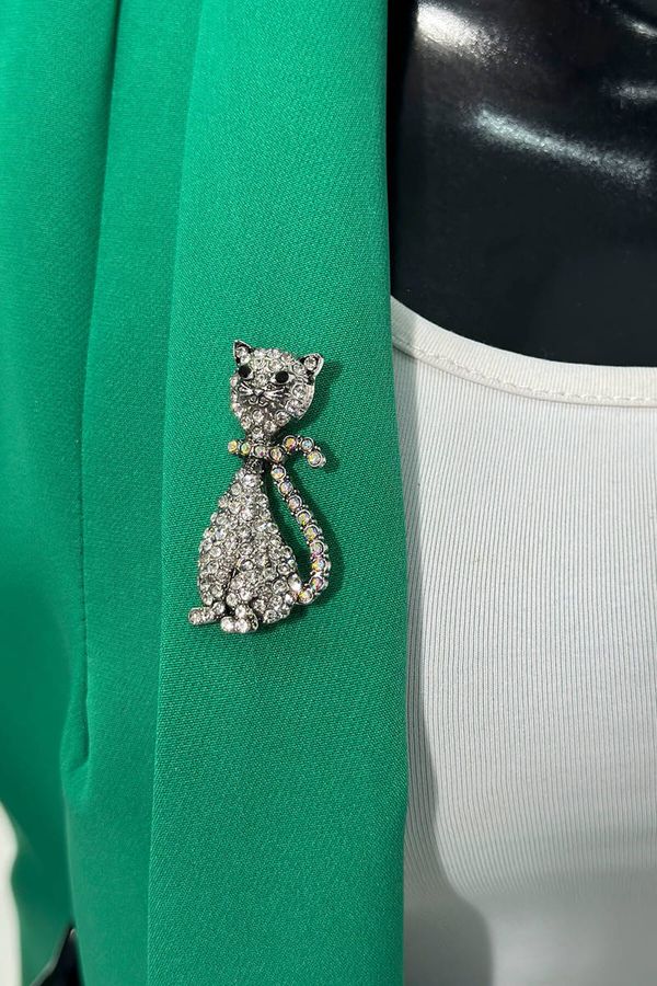 BG Brooch Cat A-2-21-10 silver color
