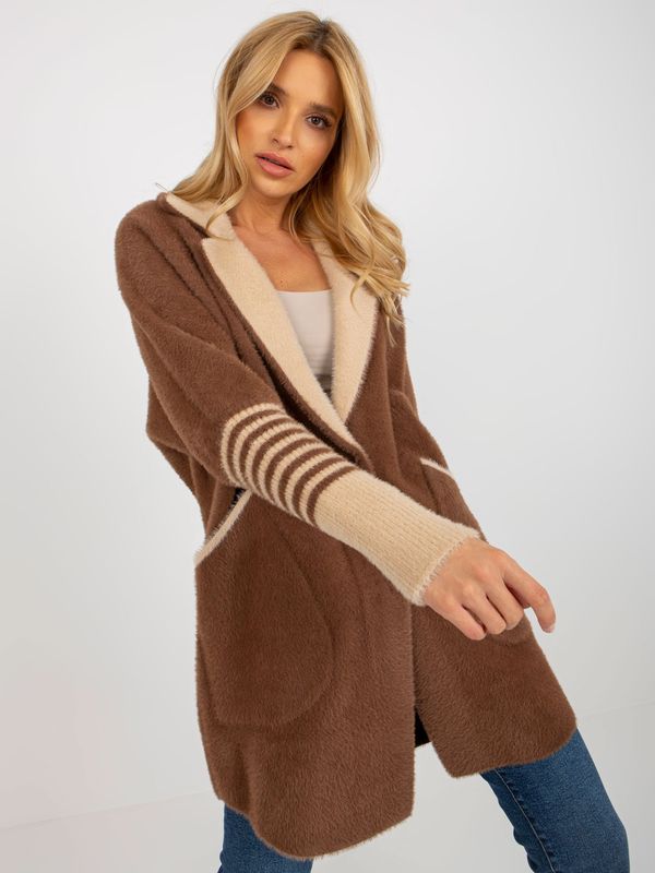 Fashionhunters Brown alpaca coat with snap fasteners