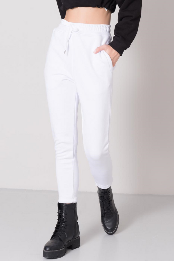 Fashionhunters Бял BSL потник с шнур