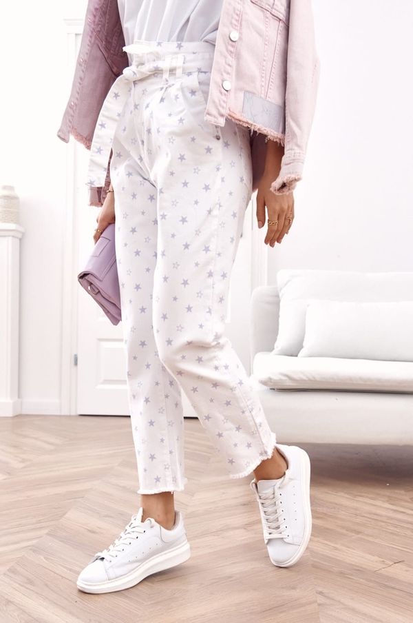 FASARDI Бял панталон с висока талия и стегнато прилягане