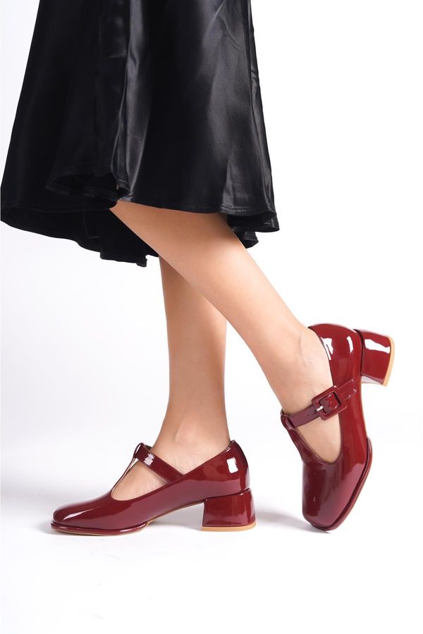 Capone Outfitters Capone Outfitters Women's Heeled Shoes