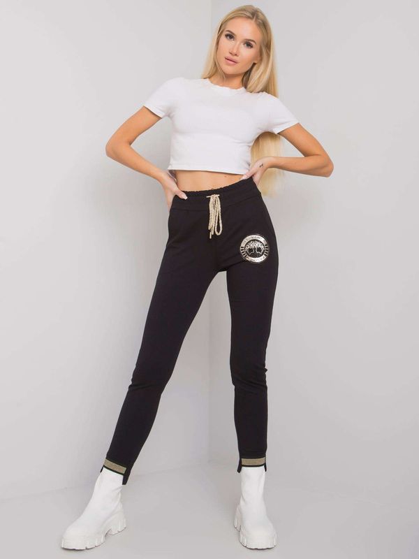 RELEVANCE Черен панталон с копчета от Lancaster