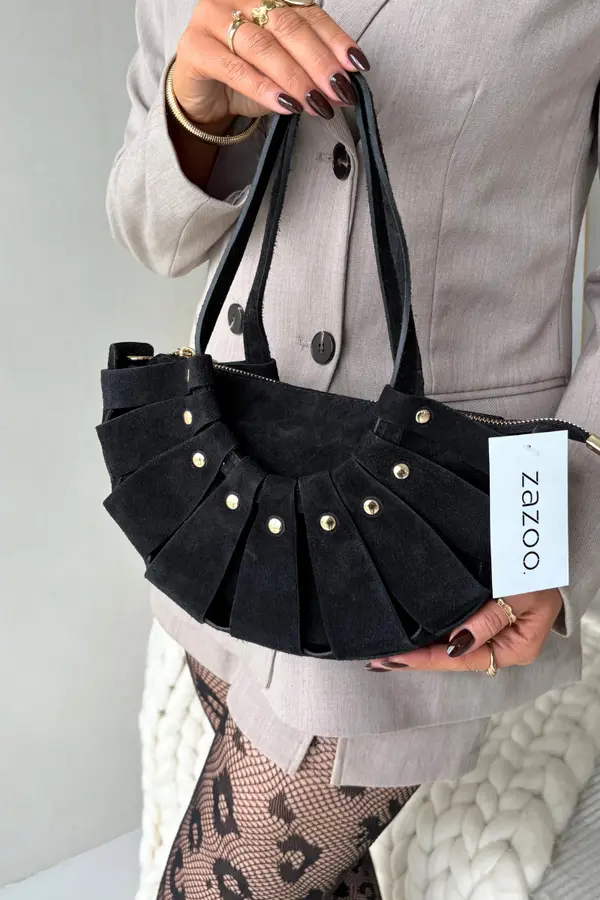 Boto Черна чанта от естествен велур Marivane