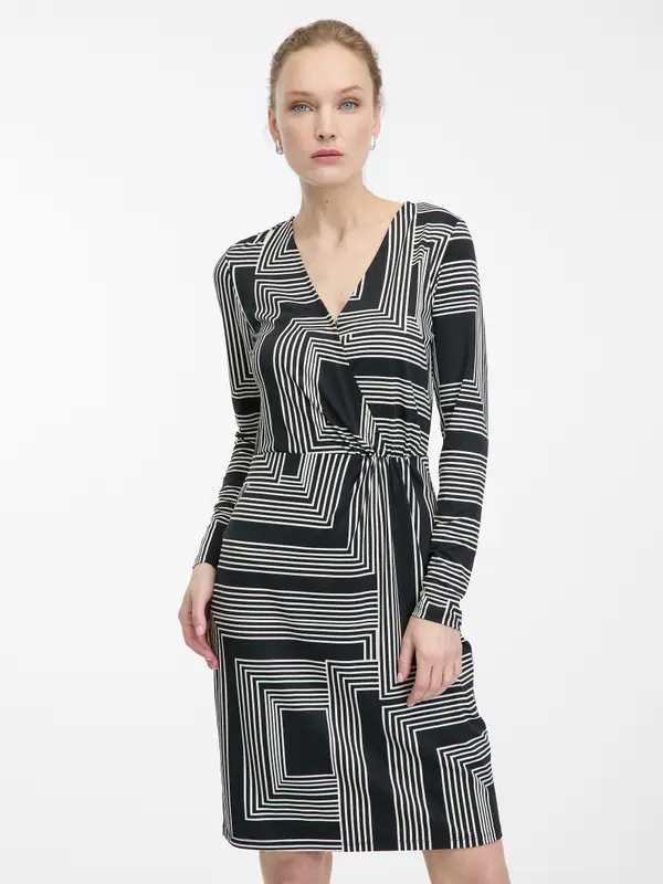 Orsay Черна рокля с шарки ORSAY