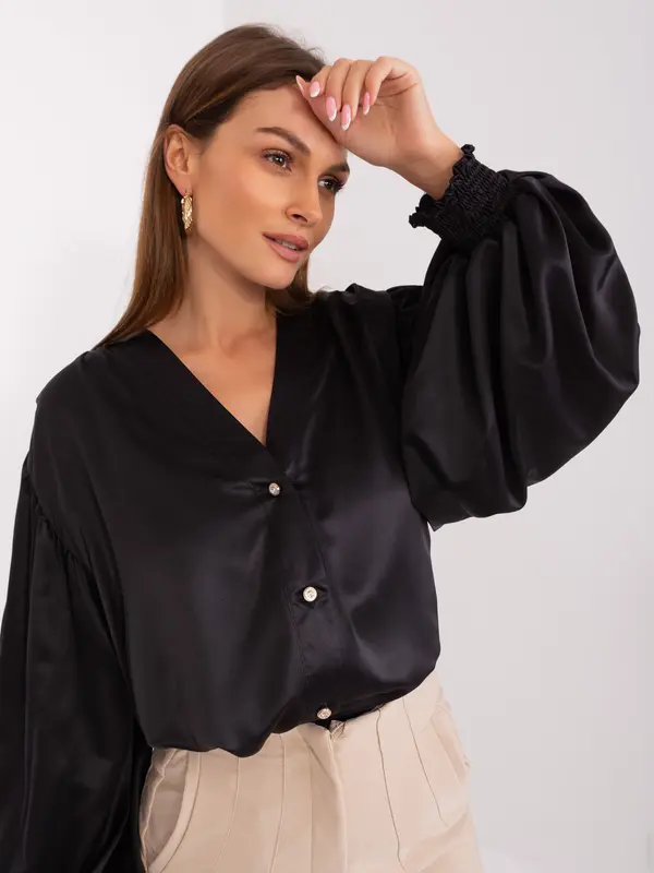 LAKERTA Черна сатенена блуза с балонни ръкави