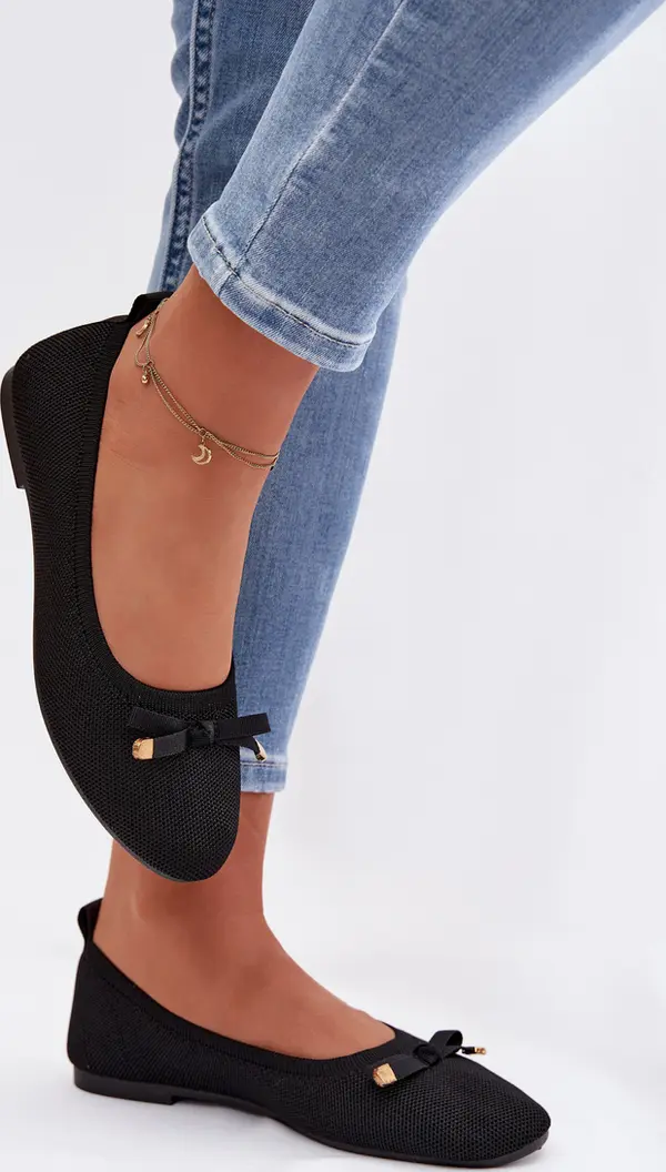 Boto Черни балерини с панделка Amelivra