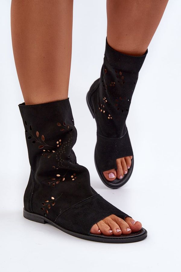 Lewski Shoes Черни дамски велурени сандали с цип Zazoo 3437