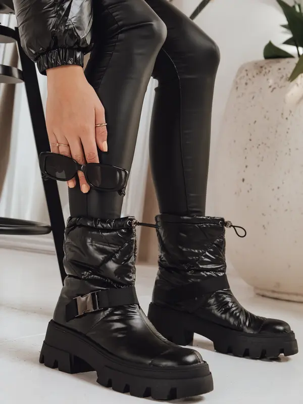 DStreet Черни зимни снежни ботуши с катарама