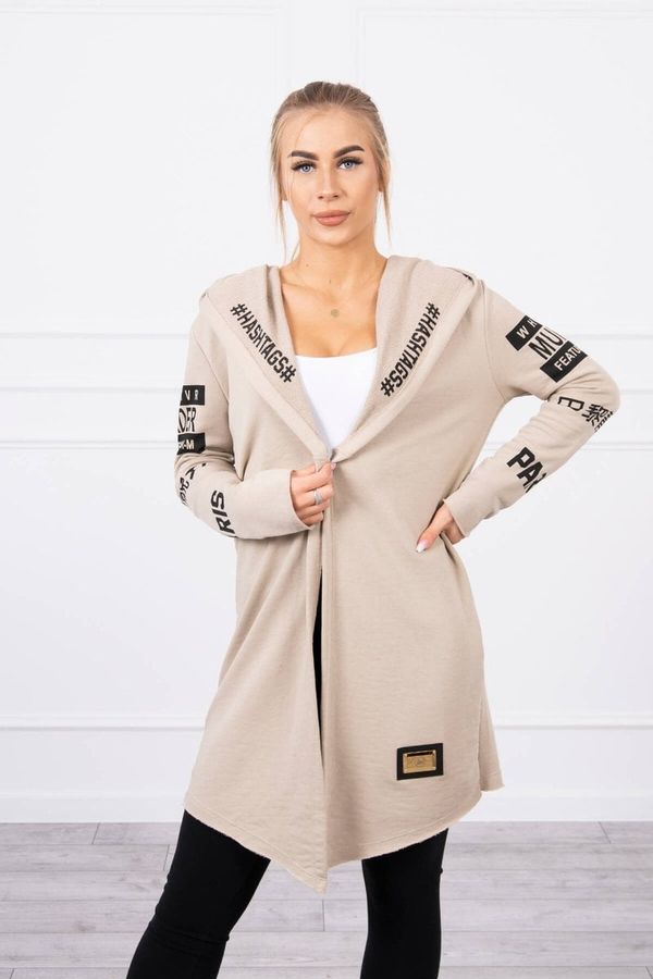 Kesi Coat with beige subtitles