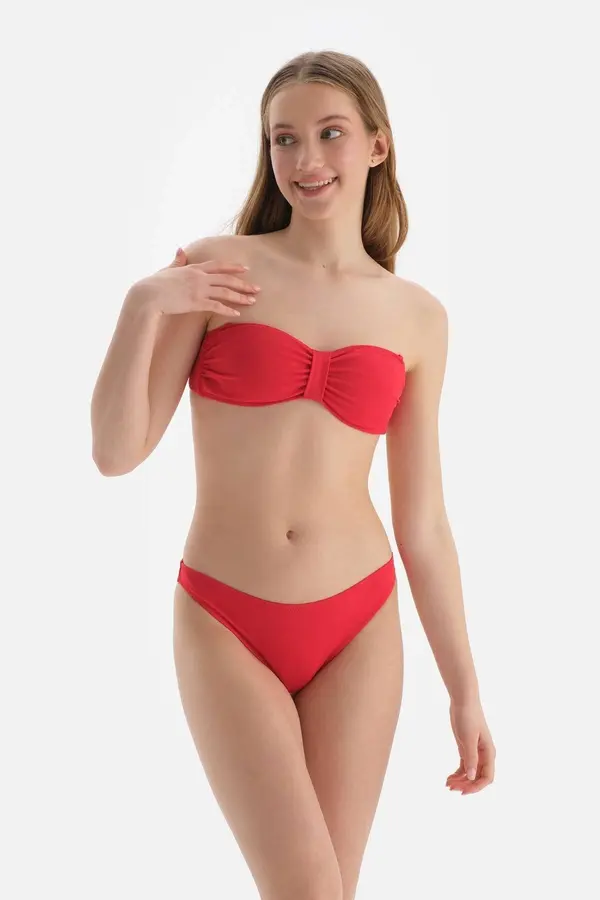 Dagi Dagi Red 2 см Бикини Дъно