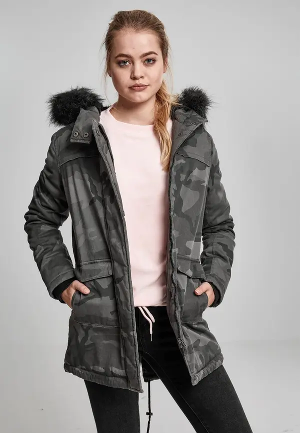 Urban Classics Дами Overdyed Camo Parka тъмен камуфлаж