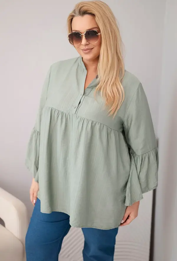 Kesi Włoski Дамска блуза Kesi Plus Size с волани и ръкави