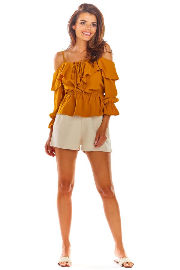 Awama Дамска блуза. Awama Ruffle