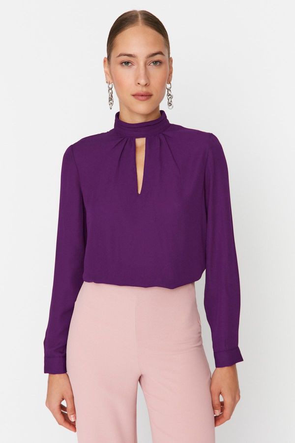 Trendyol Дамска блуза. Trendyol Collar detailed