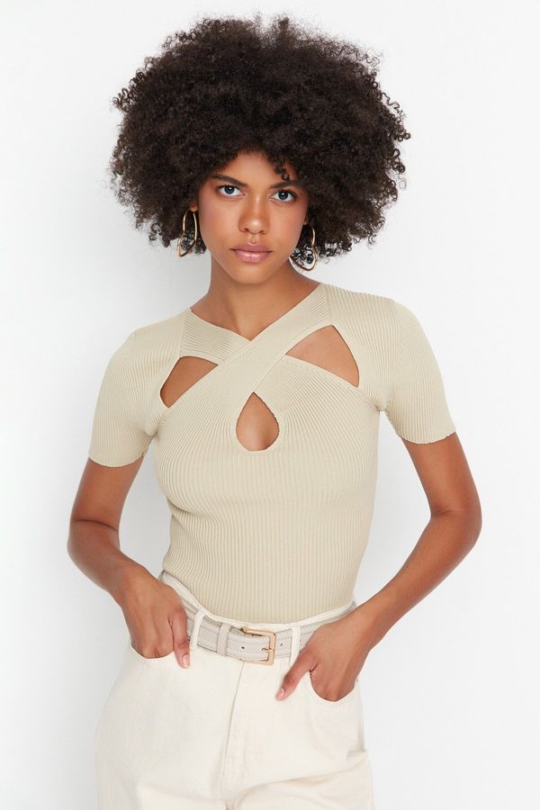 Trendyol Дамска блуза. Trendyol Knitwear