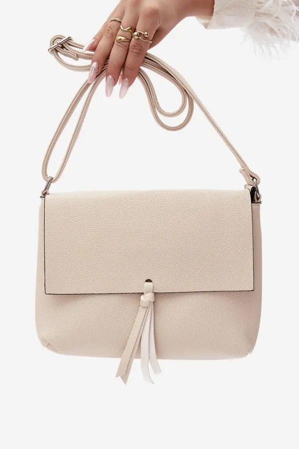 FLORA & CO Дамска чанта Flora&amp;Co с декоративни пискюли