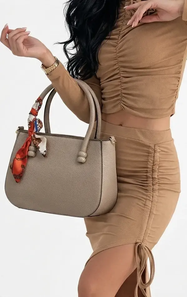 Resti Дамска чанта от еко кожа Alvra