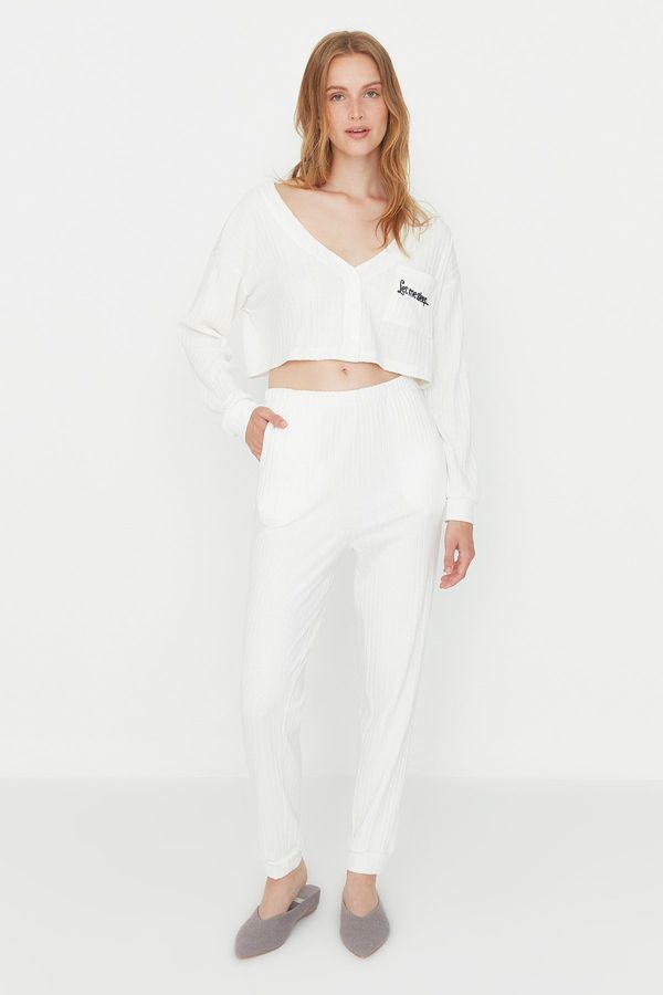 Trendyol Дамска пижама комплект Trendyol Ecru