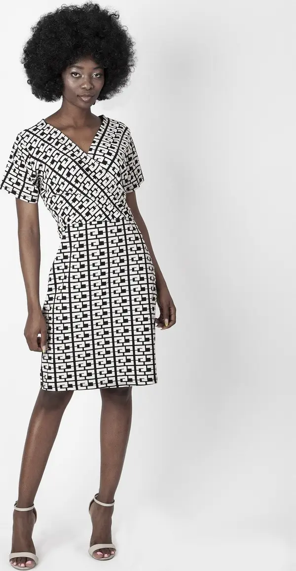 PERSO Дамска плетена рокля с деколте тип „сърце“