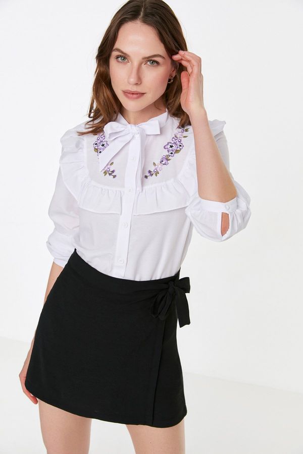 Trendyol Дамска риза Trendyol Embroidered