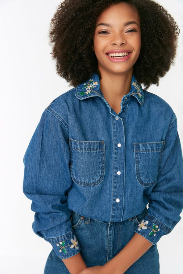 Trendyol Дамска риза. Trendyol Denim