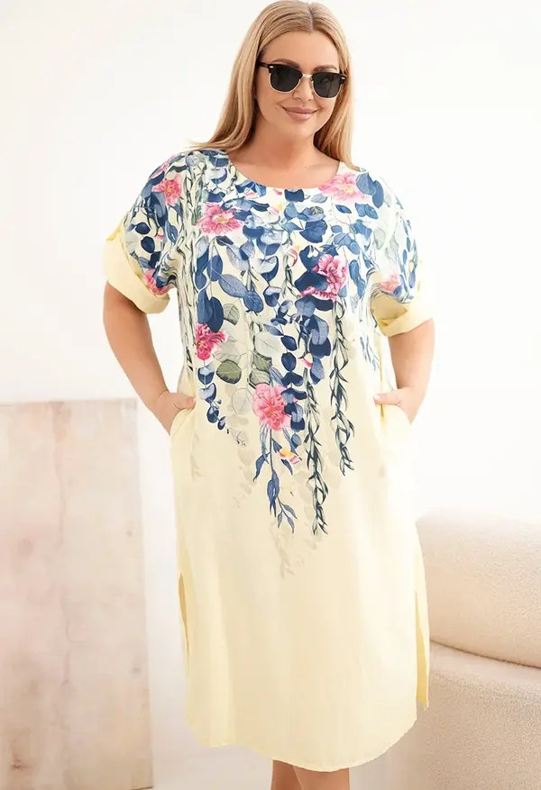 Kesi Włoski Дамска рокля от вискоза с големи размери и къс ръкав