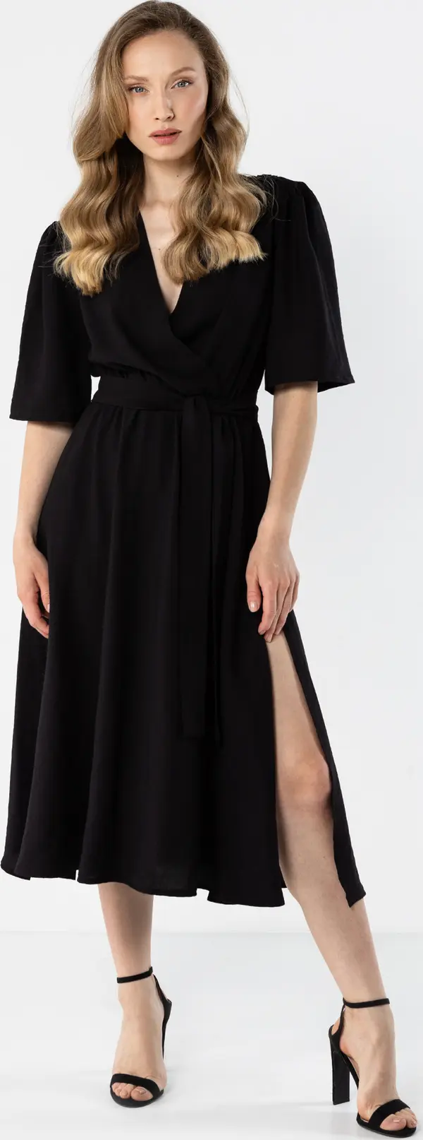 Awama Дамска рокля с прегръщаща се форма A761