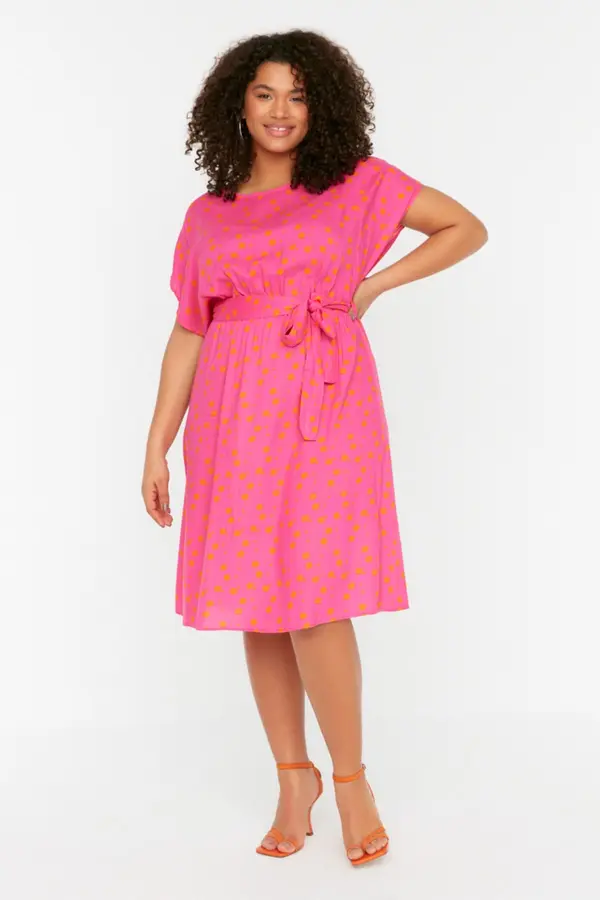 Trendyol Дамска рокля Trendyol Basic