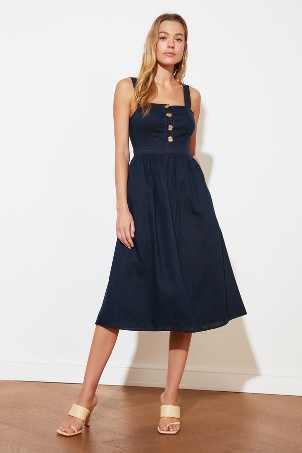 Trendyol Дамска рокля Trendyol Button detailed