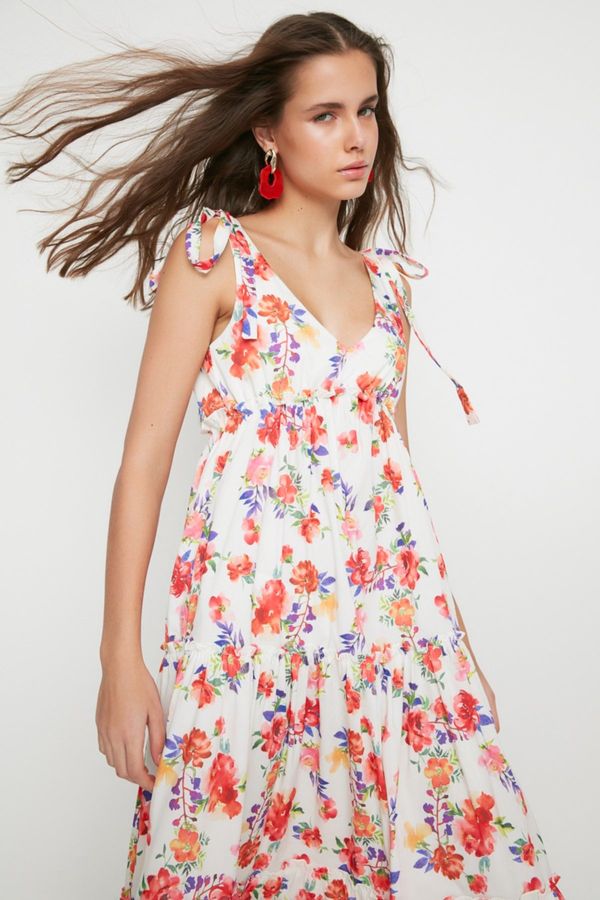 Trendyol Дамска рокля Trendyol Floral patterned