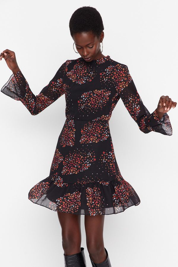 Trendyol Дамска рокля Trendyol Floral Patterned