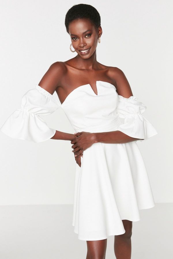 Trendyol Дамска рокля Trendyol Mini