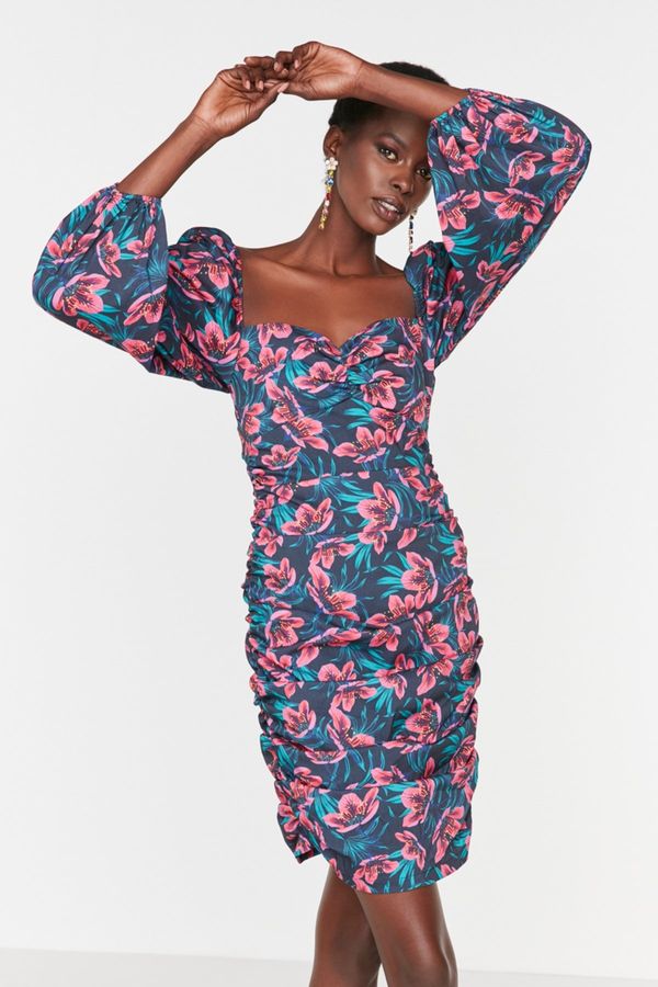Trendyol Дамска рокля Trendyol Multicolor floral