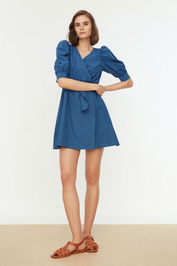 Trendyol Дамска рокля. Trendyol Belt detailed