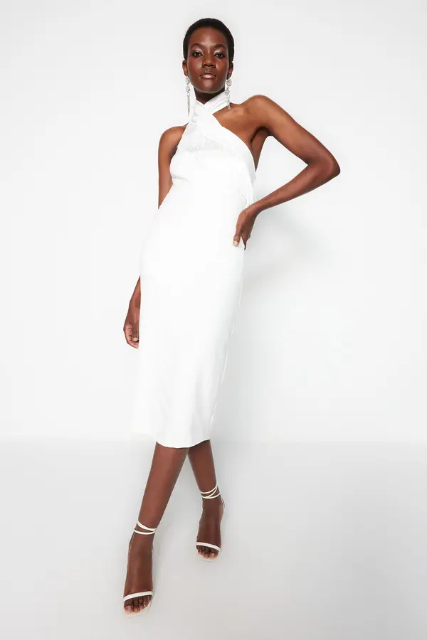 Trendyol Дамска рокля. Trendyol Bodycon