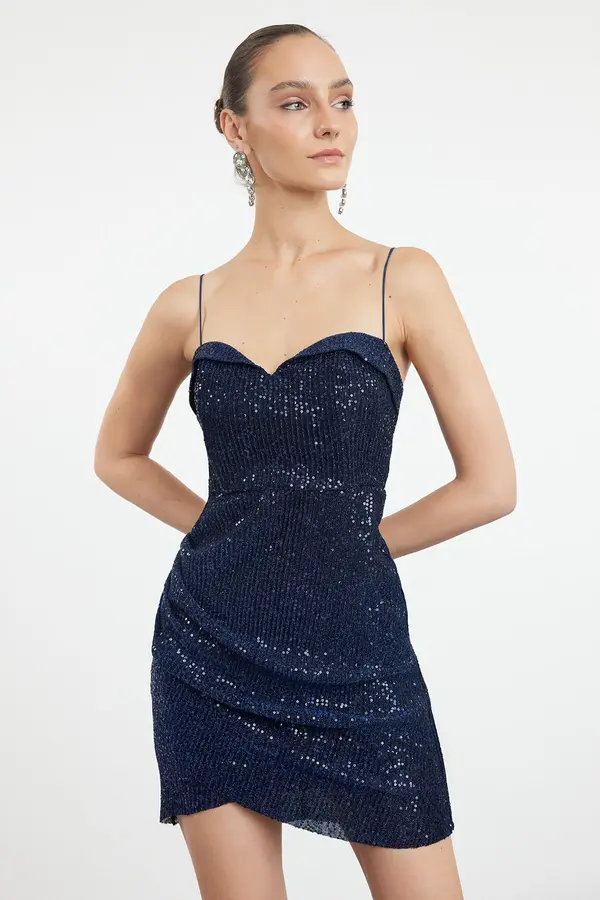 Trendyol Дамска рокля. Trendyol Shiny