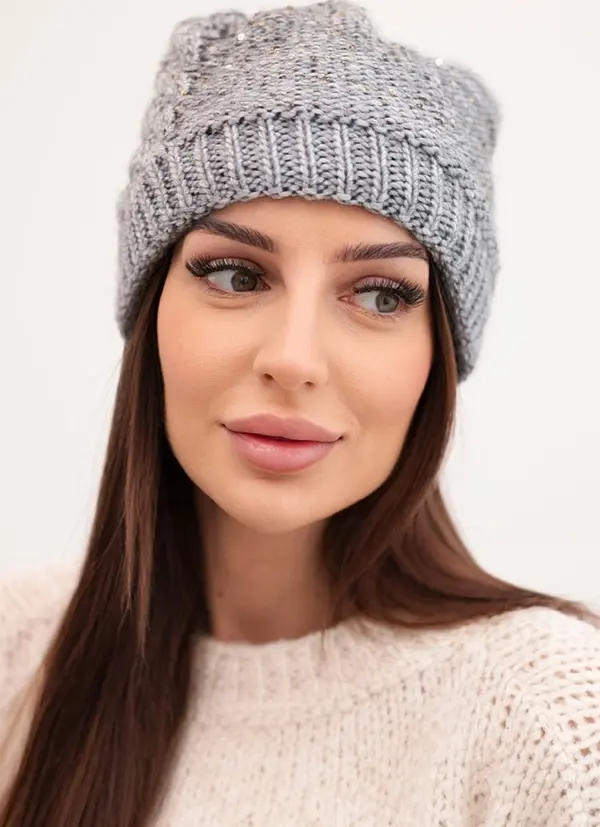 Kesi Дамска шапка Amira K359 светло сива