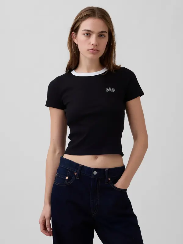 GAP Дамска тениска с оребрено лого GAP