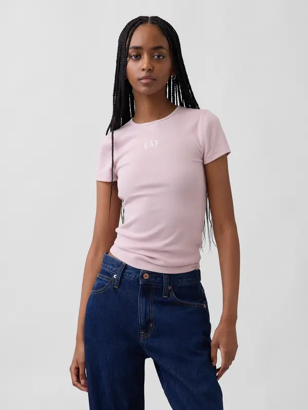 GAP Дамска тениска с оребрено лого GAP