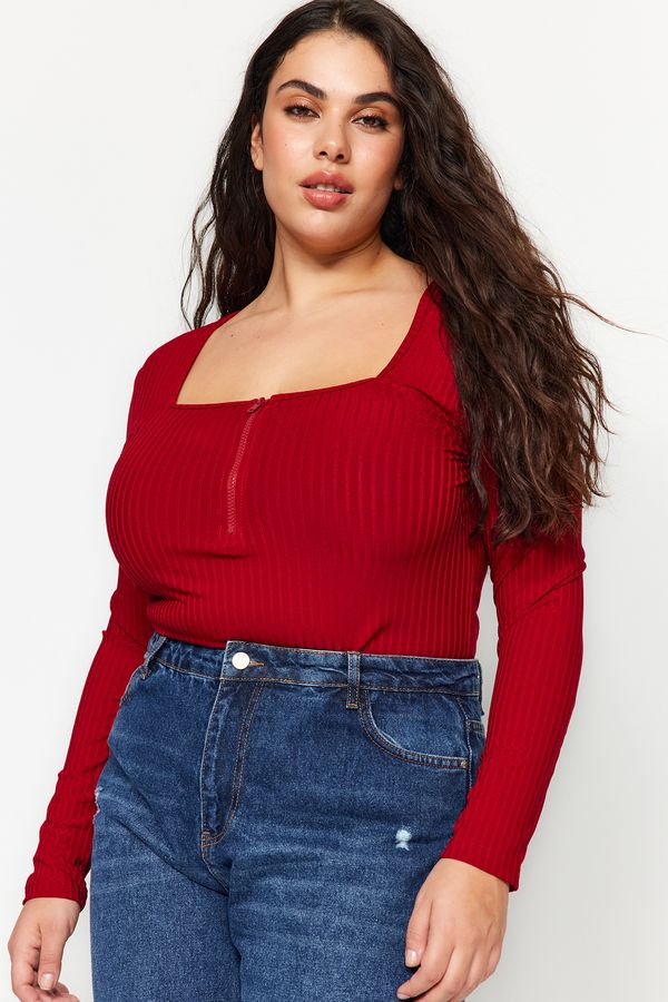 Trendyol Дамска тениска Trendyol TBBSS22AF0027/Black