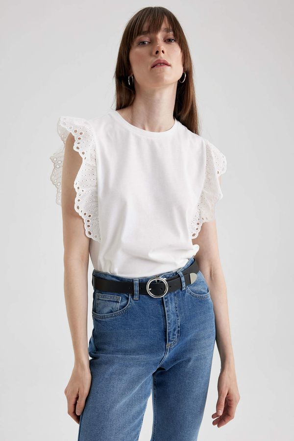 DEFACTO Дамска тениска. DEFACTO