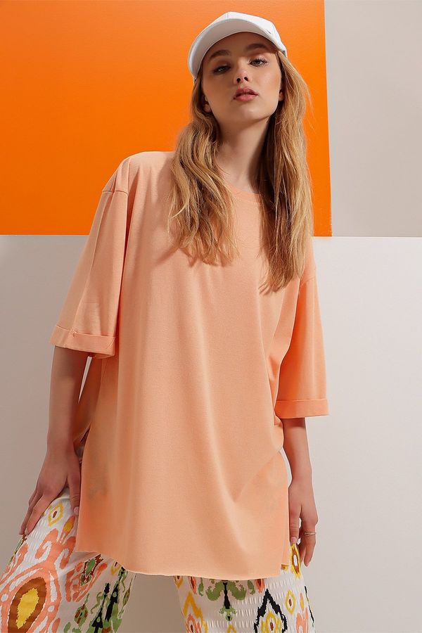 Trend Alaçatı Stili Дамска тениска. Trend Alaçatı Stili