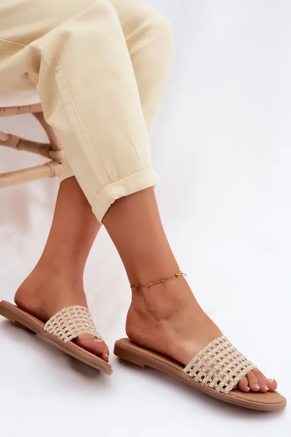 Boto Дамски бежови чехли Boto Fendi