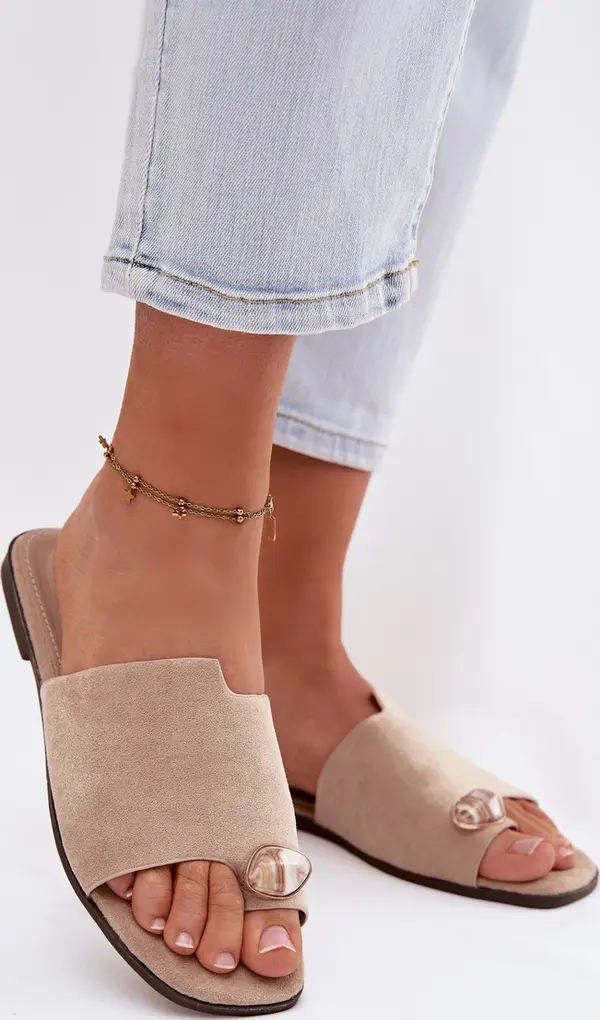 Boto Дамски бежови еко велурени чехли