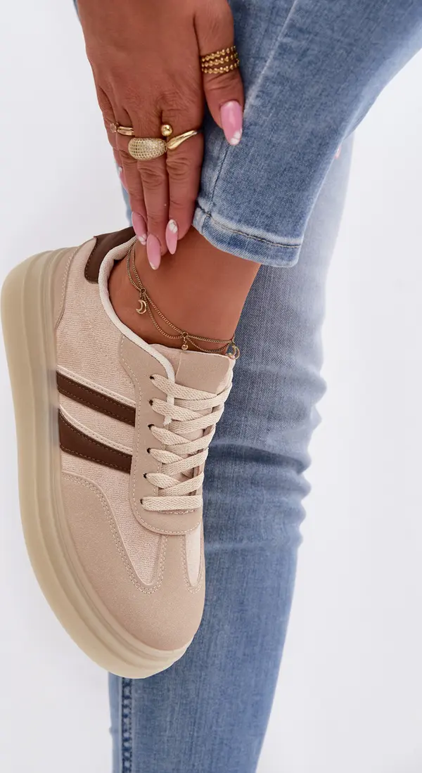 Boto Дамски бежови кецове Boto на платформа