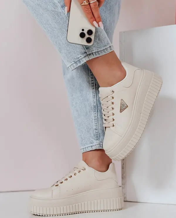 DStreet Дамски бежови маратонки на платформа