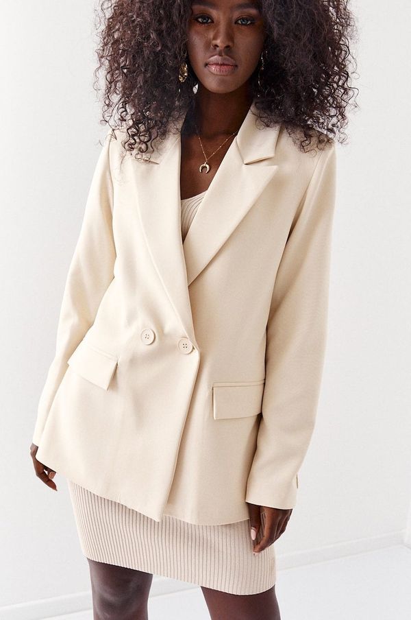 FASARDI Дамски блейзър. FASARDI Beige